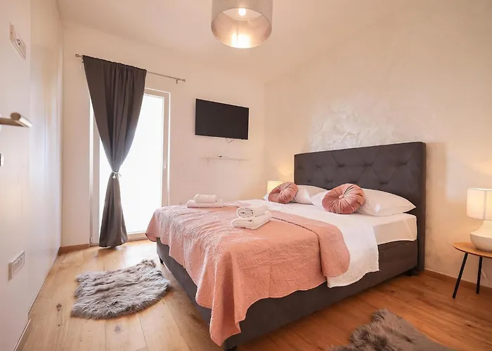 Holiday home Vinka *