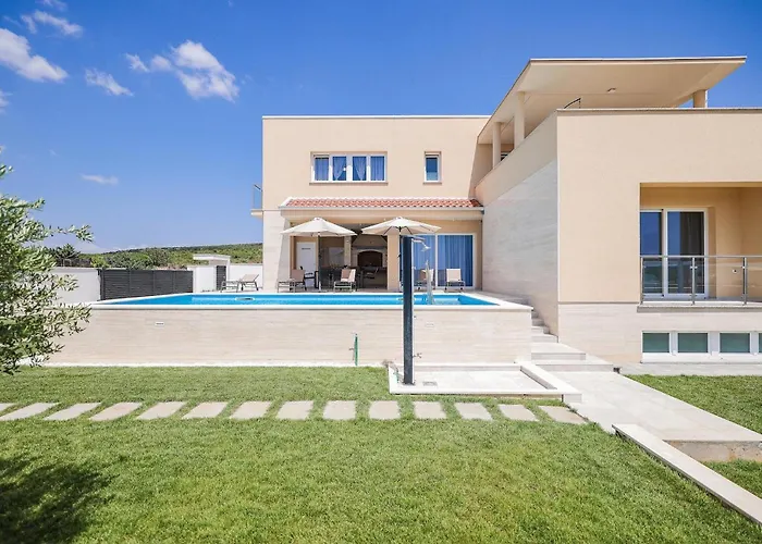 Holiday home Vinka *