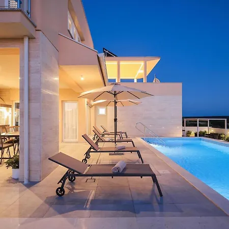 Holiday home Vinka *